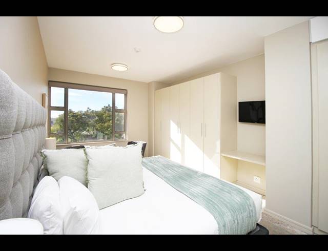 3 BEDROOM APARTMENT TO LET IN ROSEBANK